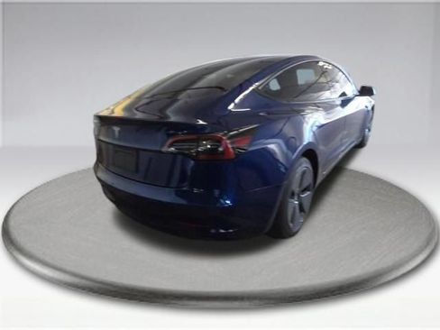 Used 2023 Tesla Model 3 Standard Range RWD image 6