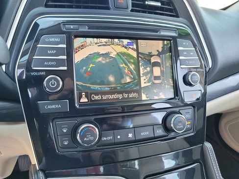 Used 2022 Nissan Maxima Platinum w/ Sport Mat Group FWD image 20
