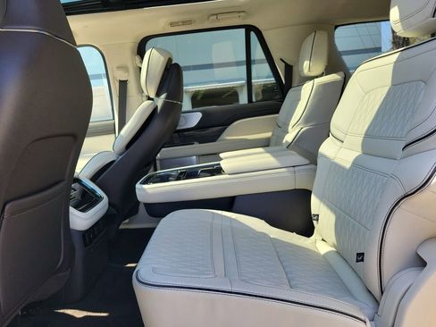 Certified 2022 Lincoln Navigator L Black Label image 13