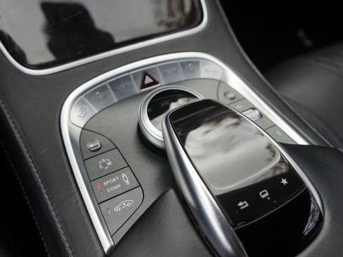 Used 2016 Mercedes-Benz S 550 4MATIC Coupe image 19