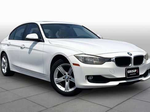 Used 2015 BMW 320i xDrive Sedan AWD/4WD image 2
