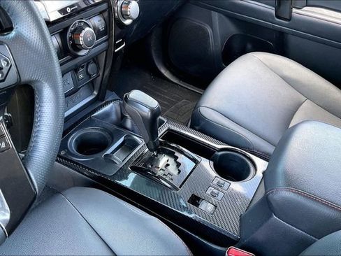 Used 2020 Toyota 4Runner TRD Off-Road Premium w/ Moonroof Package AWD/4WD image 13