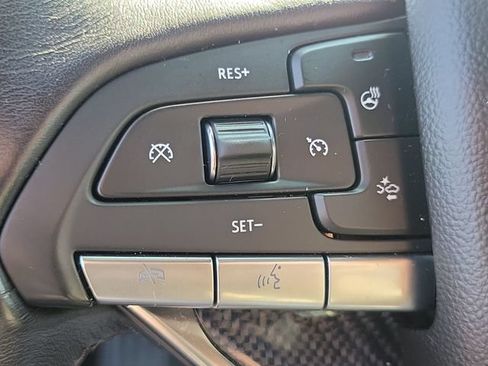 Used 2024 Cadillac XT6 Sport w/ Technology Package AWD/4WD image 16
