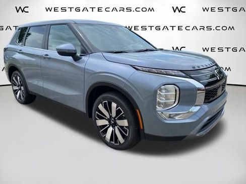 New 2026 Mitsubishi Outlander LE FWD image 28