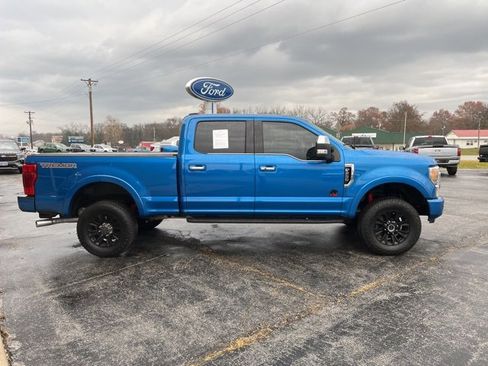 Used 2021 Ford F250 Platinum w/ Tremor Off-Road Package image 4
