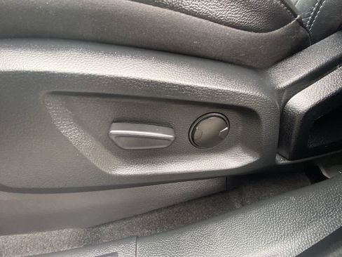 Used 2021 Ford Ranger Lariat w/ FX4 Off-Road Package AWD/4WD image 12