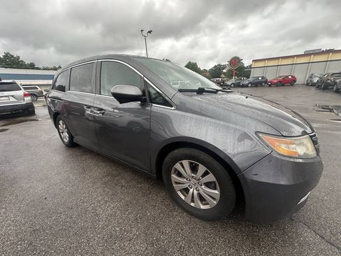 Used 2016 Honda Odyssey SE image 8