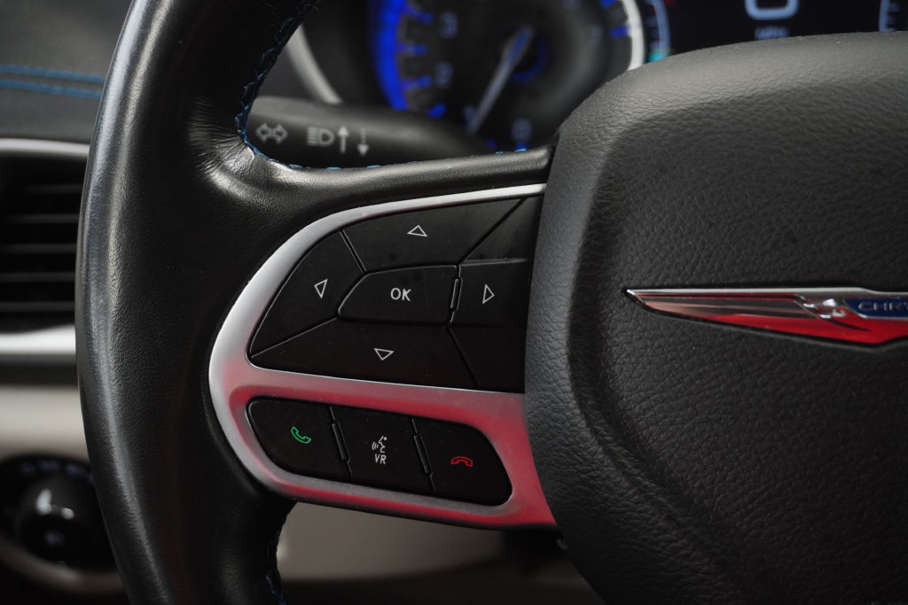 Certified 2021 Chrysler Pacifica Touring-L FWD image 31