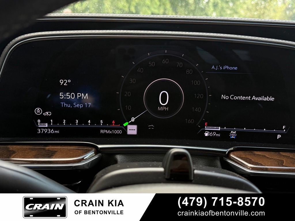 Used 2023 Cadillac Escalade Premium Luxury Platinum w/ LPO, Floor Liner Package AWD/4WD image 14