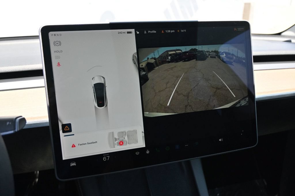 Used 2021 Tesla Model Y Long Range AWD/4WD image 12