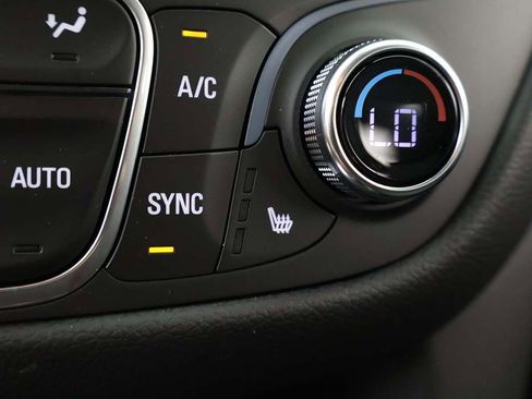Used 2022 Chevrolet Equinox LT FWD image 48