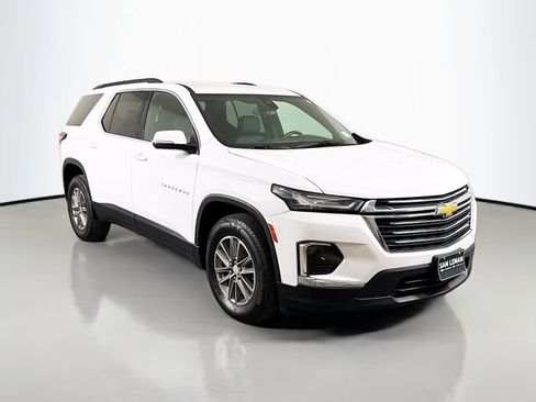 Used 2024 Chevrolet Traverse LT AWD/4WD image 1