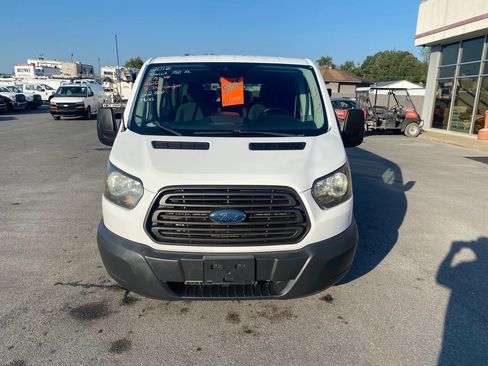 Used 2016 Ford Transit 150 XL RWD image 2