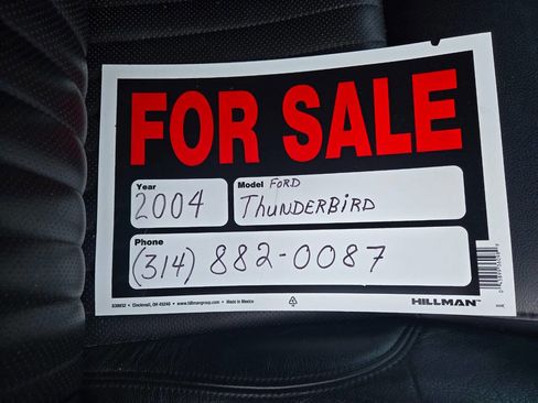 Used 2004 Ford Thunderbird Deluxe RWD image 31