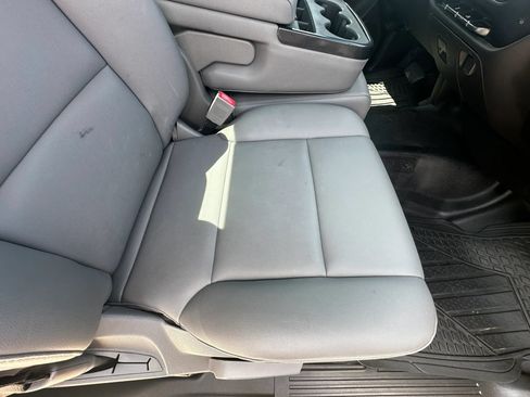 Used 2018 Chevrolet Silverado 1500 W/T RWD image 35
