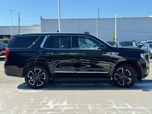 Used 2023 GMC Yukon SLT AWD/4WD image 8