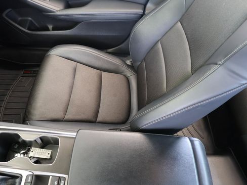 Used 2018 Honda Accord Sport image 19