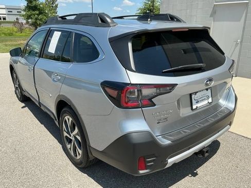 Used 2020 Subaru Outback Limited XT AWD/4WD image 2