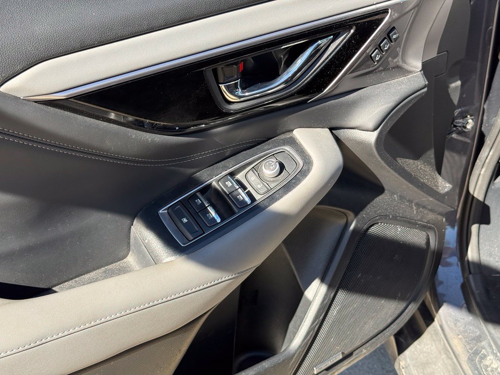 Used 2023 Subaru Outback Limited XT AWD/4WD image 11