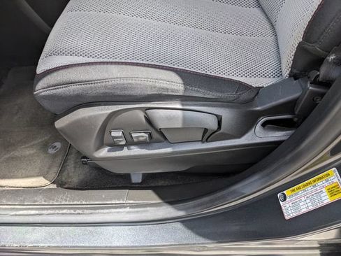 Used 2017 GMC Terrain SLE FWD image 22