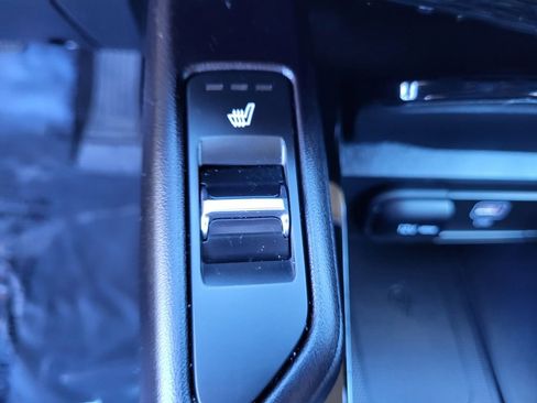 Certified 2025 Kia Telluride S image 24