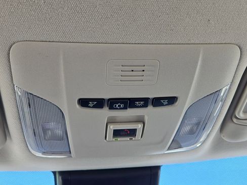 Used 2022 Toyota Corolla LE image 27