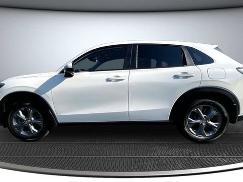 Used 2026 Honda HR-V LX image 8
