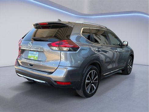 Used 2018 Nissan Rogue SL w/ Premium Package FWD image 6