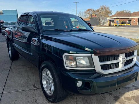 Used 2011 Dodge Dakota Big Horn w/ Convenience Group image 2