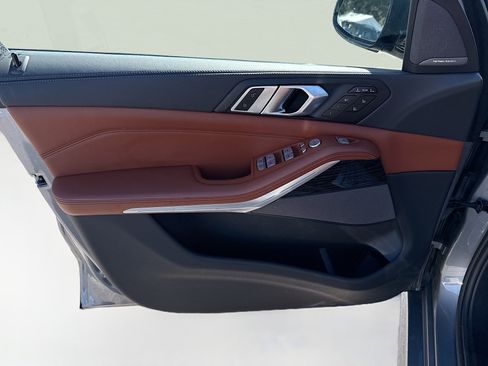 Used 2023 BMW X7 xDrive40i w/ Executive Package image 24