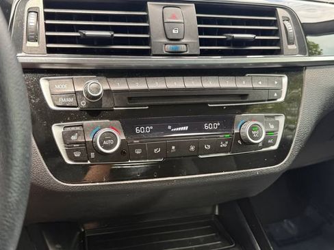Used 2018 BMW 230i Convertible RWD image 26