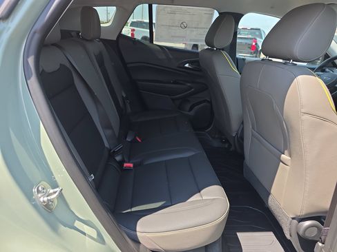 New 2026 Chevrolet Trax ACTIV w/ Driver Confidence Package FWD image 14