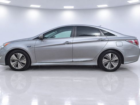 Used 2013 Hyundai Sonata Limited FWD image 4