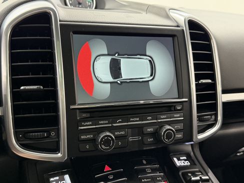Used 2013 Porsche Cayenne AWD/4WD image 42