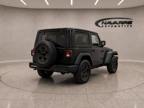 Used 2025 Jeep Wrangler Sport AWD/4WD image 7