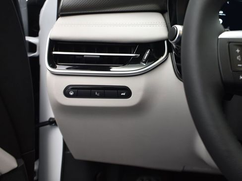 Used 2026 INFINITI QX60 Pure w/ Cargo Package image 33