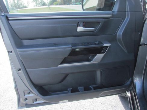 Used 2022 Toyota Tundra Limited image 14