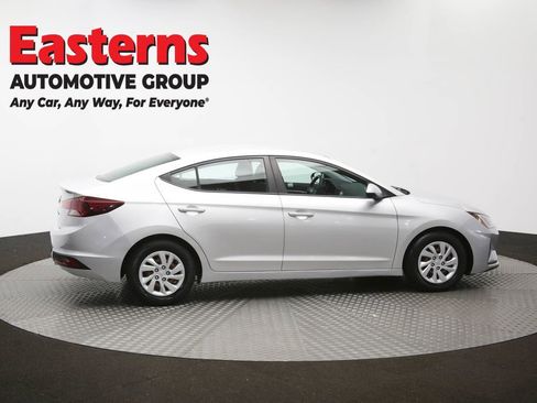 Used 2019 Hyundai Elantra SE w/ Cargo Package FWD image 43