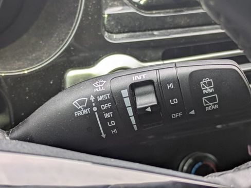Used 2023 Kia Seltos EX AWD/4WD image 32