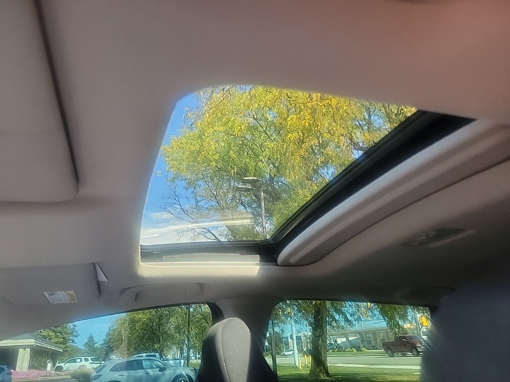 Used 2016 Honda Fit EX image 25