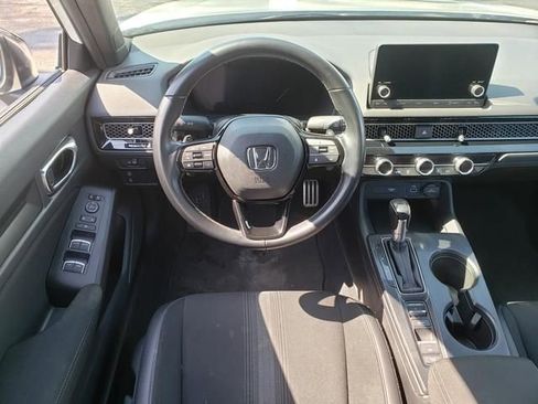 Used 2022 Honda Civic Sport image 14