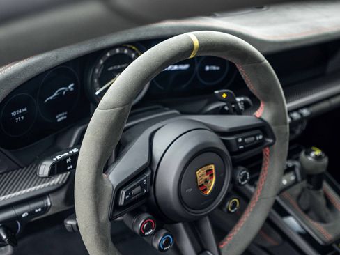 Certified 2023 Porsche 911 GT3 RS RWD image 14