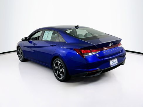 Used 2023 Hyundai Elantra SEL w/ Convenience Package FWD image 7
