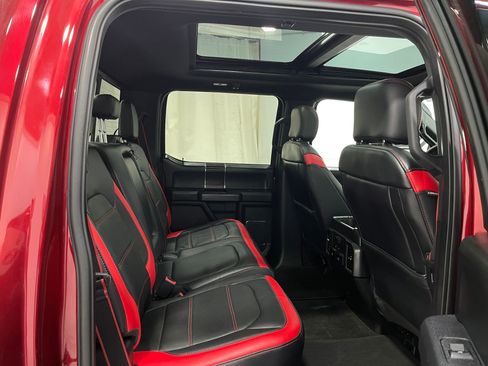 Used 2018 Ford F150 Lariat w/ Equipment Group 502A Luxury AWD/4WD image 31