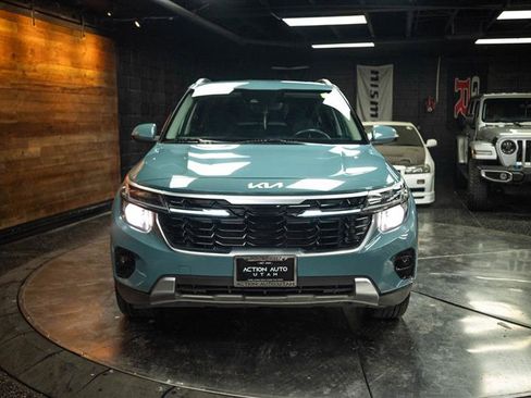 Used 2024 Kia Seltos EX FWD image 4