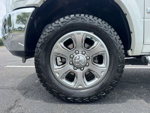 Used 2018 RAM 2500 Laramie AWD/4WD image 11