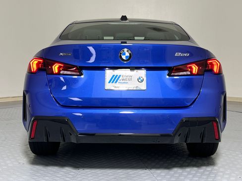 Used 2025 BMW 228i xDrive w/ Premium Package AWD/4WD image 10