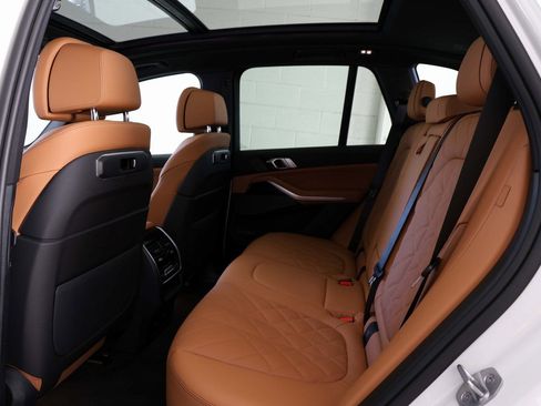 New 2026 BMW X5 sDrive40i image 20