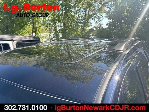 Used 2025 Dodge Durango GT AWD/4WD image 6