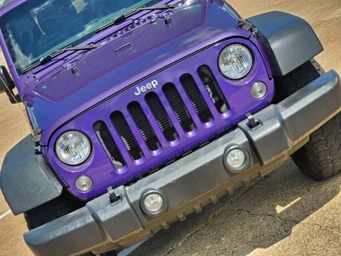Used 2017 Jeep Wrangler Sport w/ Quick Order Package 24S AWD/4WD image 14